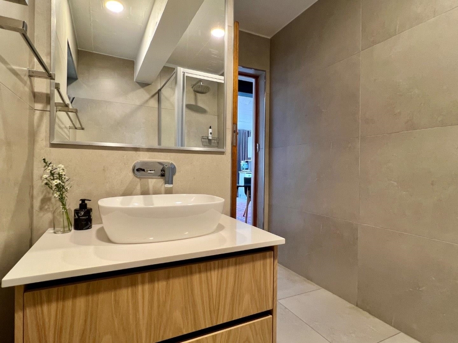 To Let 1 Bedroom Property for Rent in Rozendal Western Cape